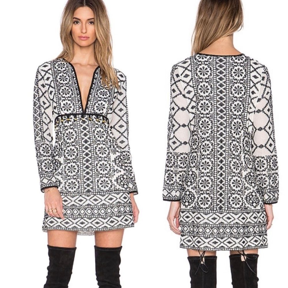 Revolve Antik Batik Ida Embroidered Beaded Boho Dress Sz MBlack White Festival